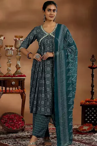women ethnic motifs printed angrakha thread work kurta with trousers & with dupatta