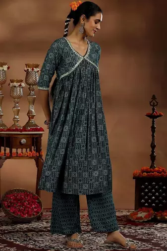 women ethnic motifs printed angrakha thread work kurta with trousers & with dupatta