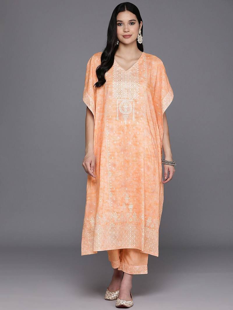 women ethnic motifs printed regular kurta with trousers