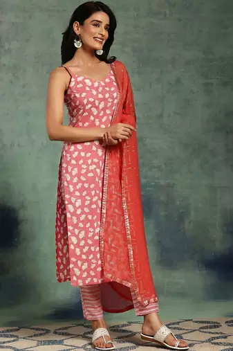 women ethnic motifs printed regular kurta with trousers & with dupatta