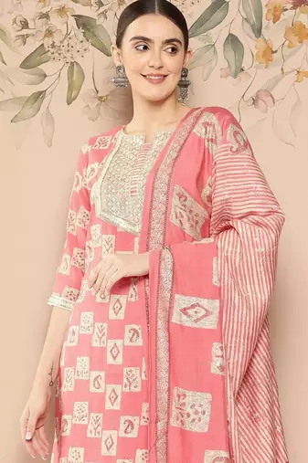 women ethnic motifs printed regular thread work kurta with trousers & with dupatta