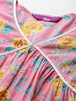 women floral printed tiered kurta with palazzos & with dupatta 4