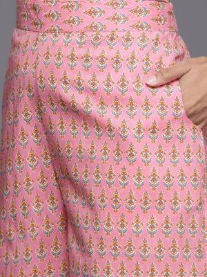 women floral printed tiered kurta with palazzos & with dupatta 7