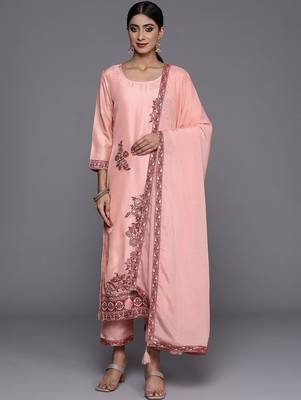 women ethnic motifs embroidered regular thread work kurta with trousers & with dupatta 1