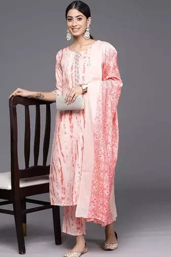 women printed regular thread work kurta with trousers & with dupatta