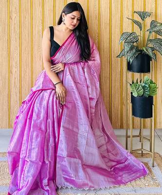 Pink women tissue saree with blouse piece 3