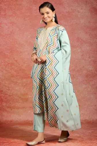 women printed regular thread work kurta with trousers & with dupatta