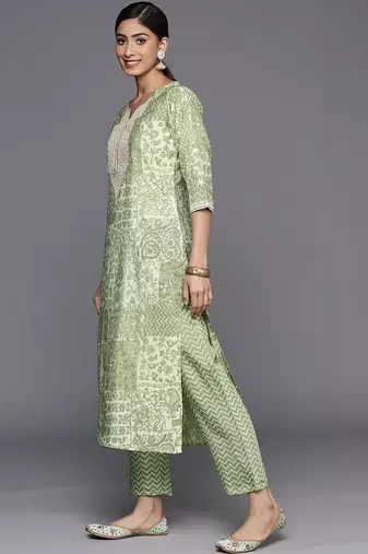 women ethnic motifs printed regular thread work kurta with trousers & with dupatta