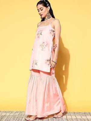 women floral printed regular kurti with sharara & with dupatta 2