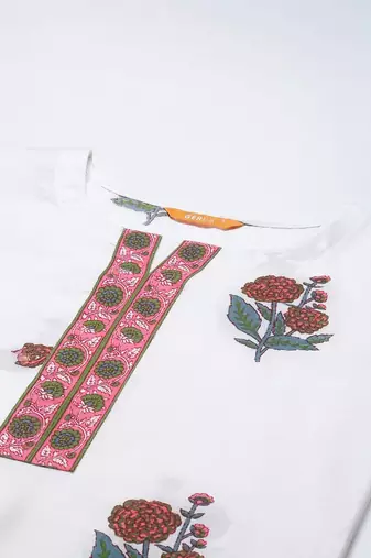 women floral printed regular kurta with trousers & with dupatta
