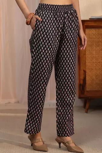 women ethnic motifs printed regular kurta with trousers & with dupatta