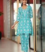 women floral printed regular kurta with trousers