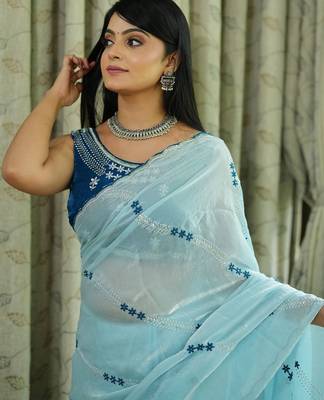 Pink tissue leheriya thread and sequence work saree 4