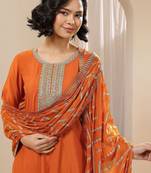 women ethnic motifs embroidered kurta with harem pants & dupatta