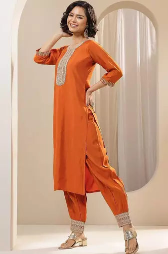 women ethnic motifs embroidered kurta with harem pants & dupatta