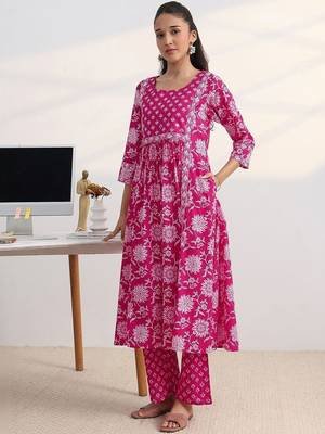 libas fuchsia pink floral print a-line suit set with dupatta 4