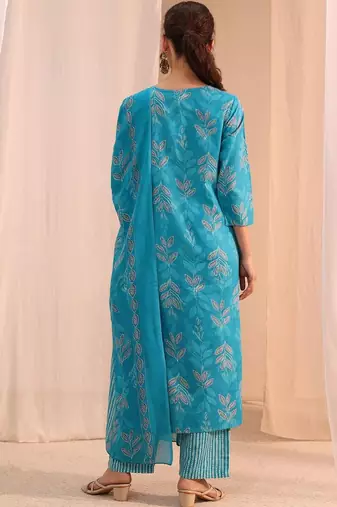women ethnic motifs printed regular thread work kurta with palazzos & with dupatta