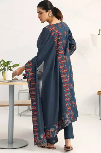 women ethnic motifs printed empire kurta with trousers