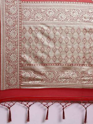Pink ethnic motifs zari organza banarasi saree 4
