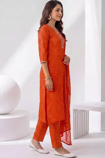 women ethnic motifs printed regular kurta with trousers & with dupatta