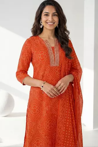 women ethnic motifs printed regular kurta with trousers & with dupatta