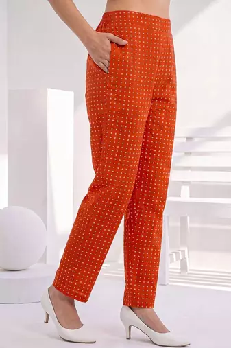 women ethnic motifs printed regular kurta with trousers & with dupatta