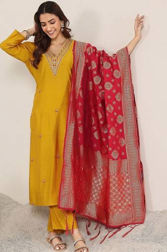 ethnic motifs embroidered straight sequinned kurta with trousers & dupatta