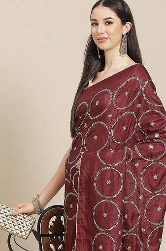 Maroon maroon & pink embellished sequinned silk blend saree