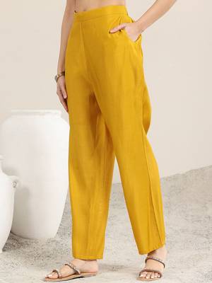 ethnic motifs embroidered straight sequinned kurta with trousers & dupatta 7