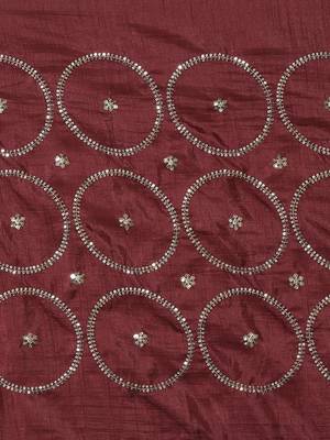 Maroon maroon & pink embellished sequinned silk blend saree 4