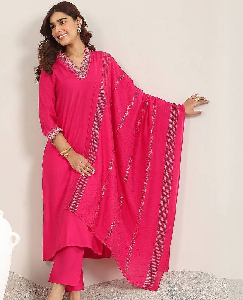 women ethnic motifs embroidered thread work kurta with trousers & dupatta