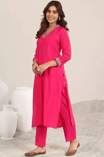women ethnic motifs embroidered thread work kurta with trousers & dupatta