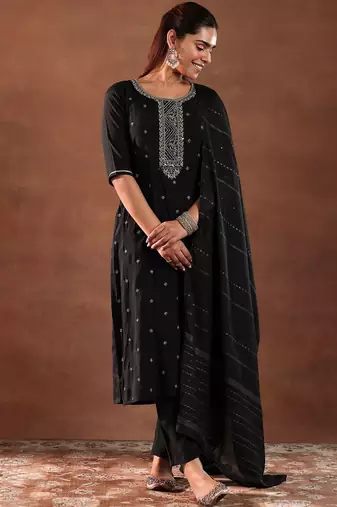 ethnic motifs embroidered thread work kurta with trousers & dupatta