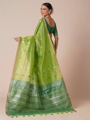 Green ethnic motifs zari silk blend banarasi saree 3