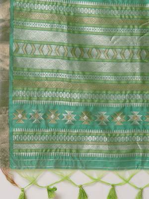 Green ethnic motifs zari silk blend banarasi saree 5