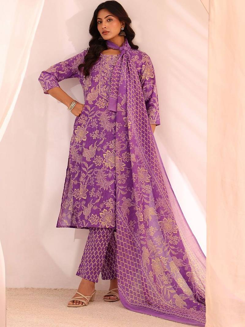 women floral printed regular kurta with trousers & with dupatta