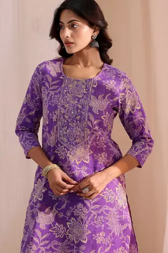 women floral printed regular kurta with trousers & with dupatta