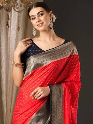 Red ethnic motifs silk blend designer banarasi saree 4