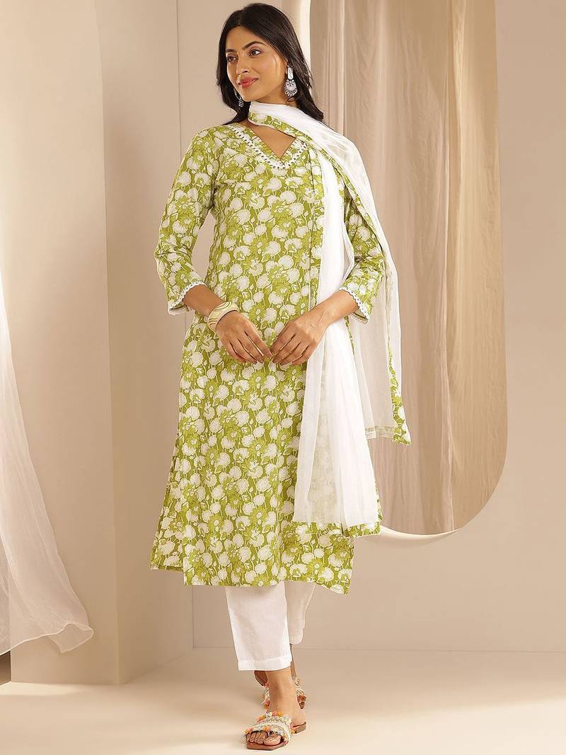 women floral printed regular straight kurta trousers with dupatta