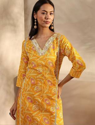 libas yellow floral printed cotton a-line suit set with dupatta 4