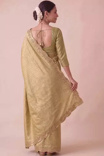 Gold woven design zari silk blend banarasi saree