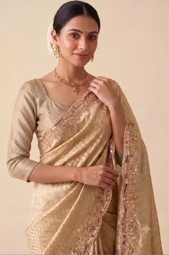 Gold woven design zari silk blend banarasi saree