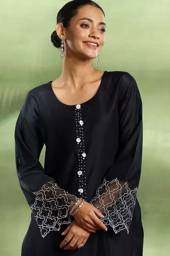 beads and stones straight kurta with trouser & dupatta