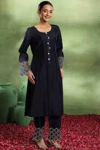 beads and stones straight kurta with trouser & dupatta