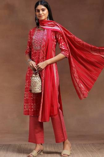 women printed regular mirror work kurta with trousers & with dupatta