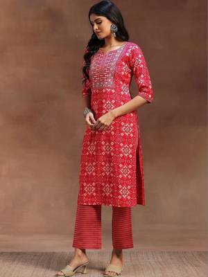 women printed regular mirror work kurta with trousers & with dupatta 2