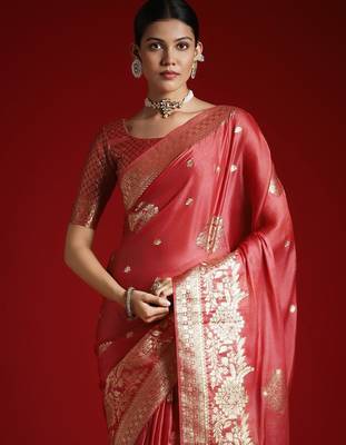 Peach ethnic motifs woven design satin banarasi saree 4