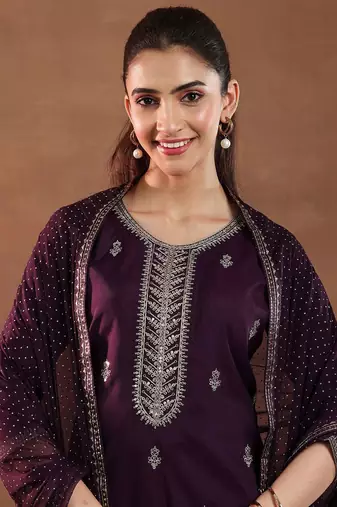 floral embroidered sequnnied straight kurta with trousers & dupatta