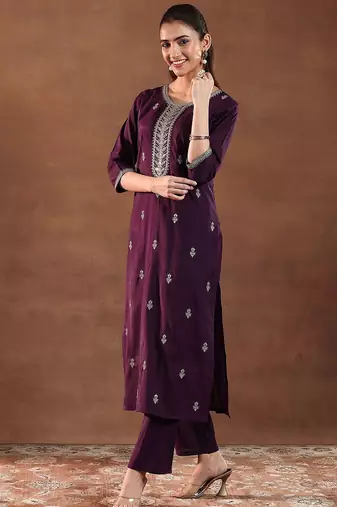 floral embroidered sequnnied straight kurta with trousers & dupatta