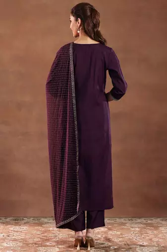 floral embroidered sequnnied straight kurta with trousers & dupatta